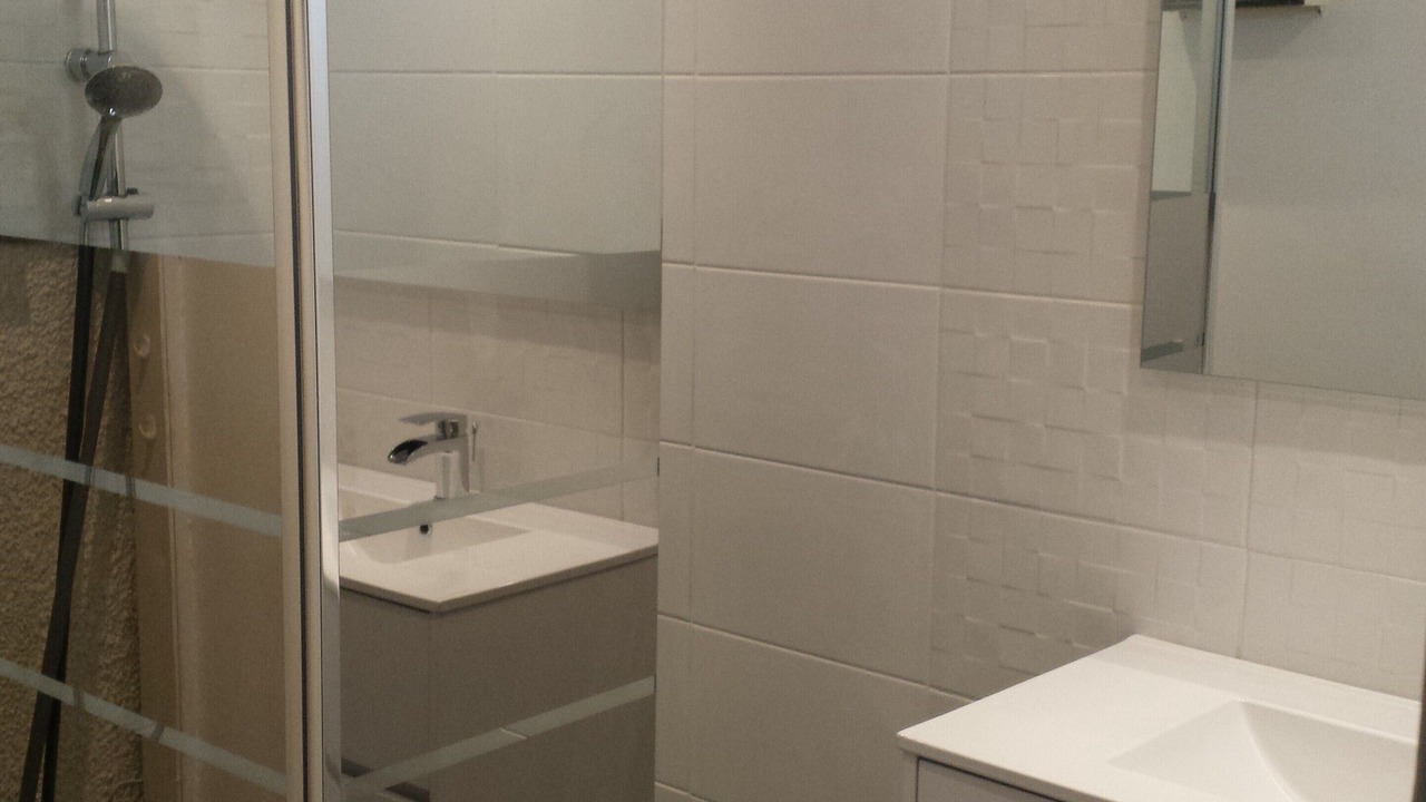 Photo of Bathroom in Cauterets