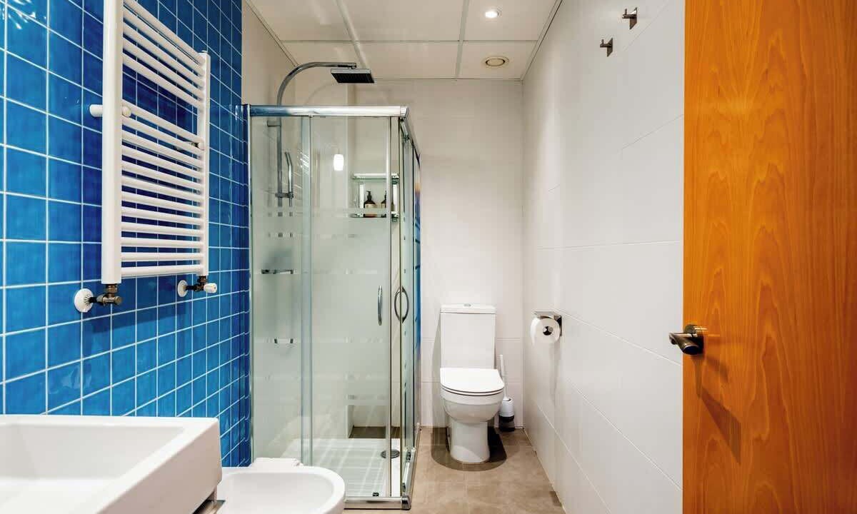 Photo of Bathroom in El Cabanyal