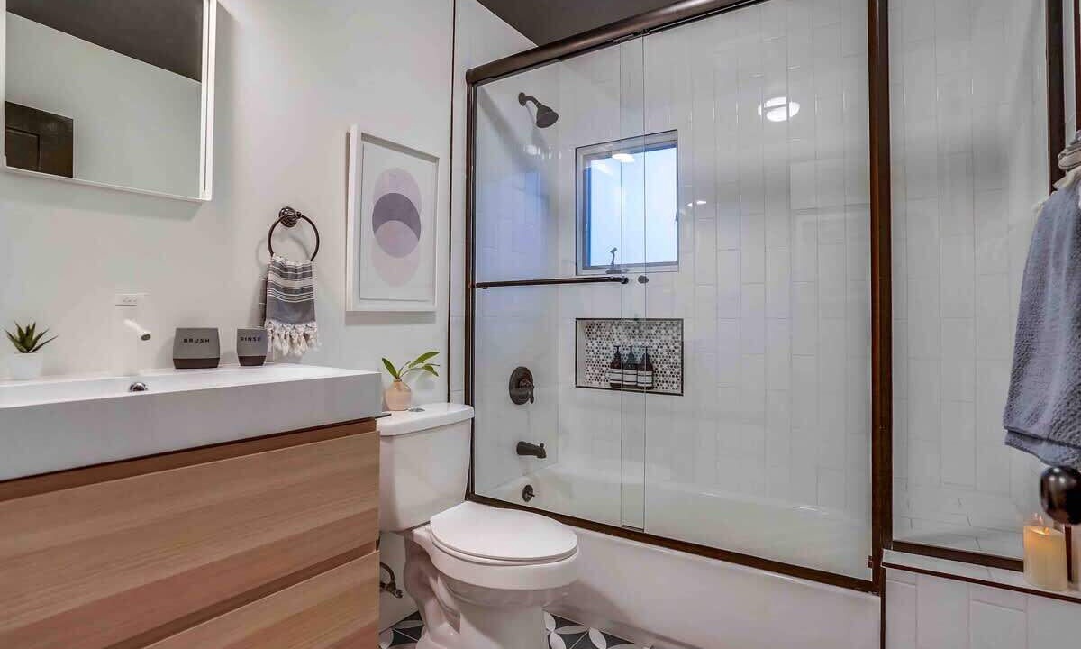 Photo of Bathroom in Laurel Canyon