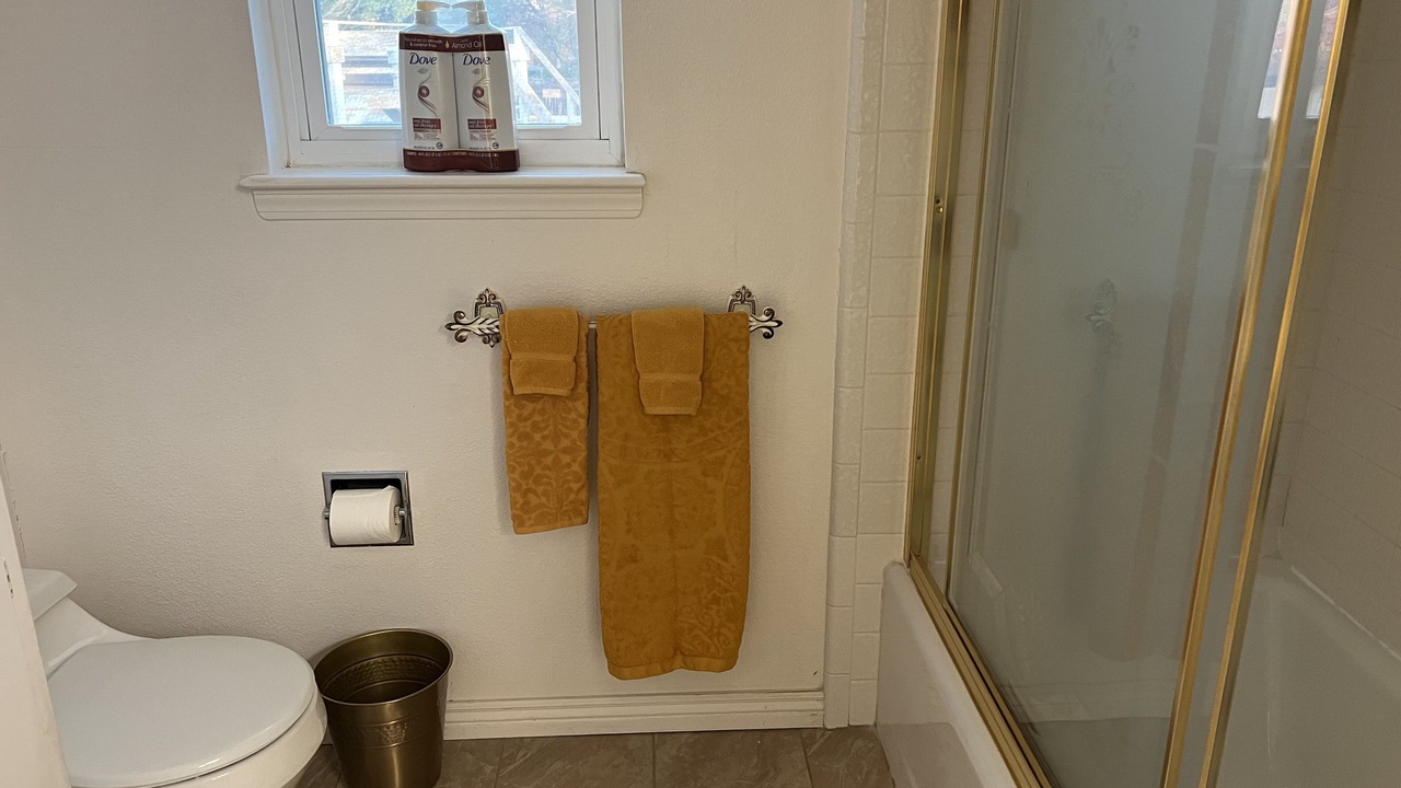 Photo of Bathroom in Roswell