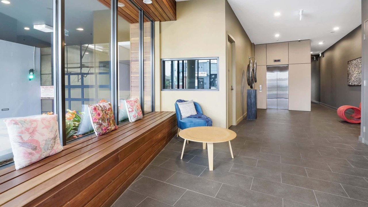 Photo of Others in Ivanhoe