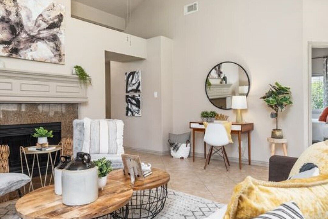 Photo of Livingroom in Barker