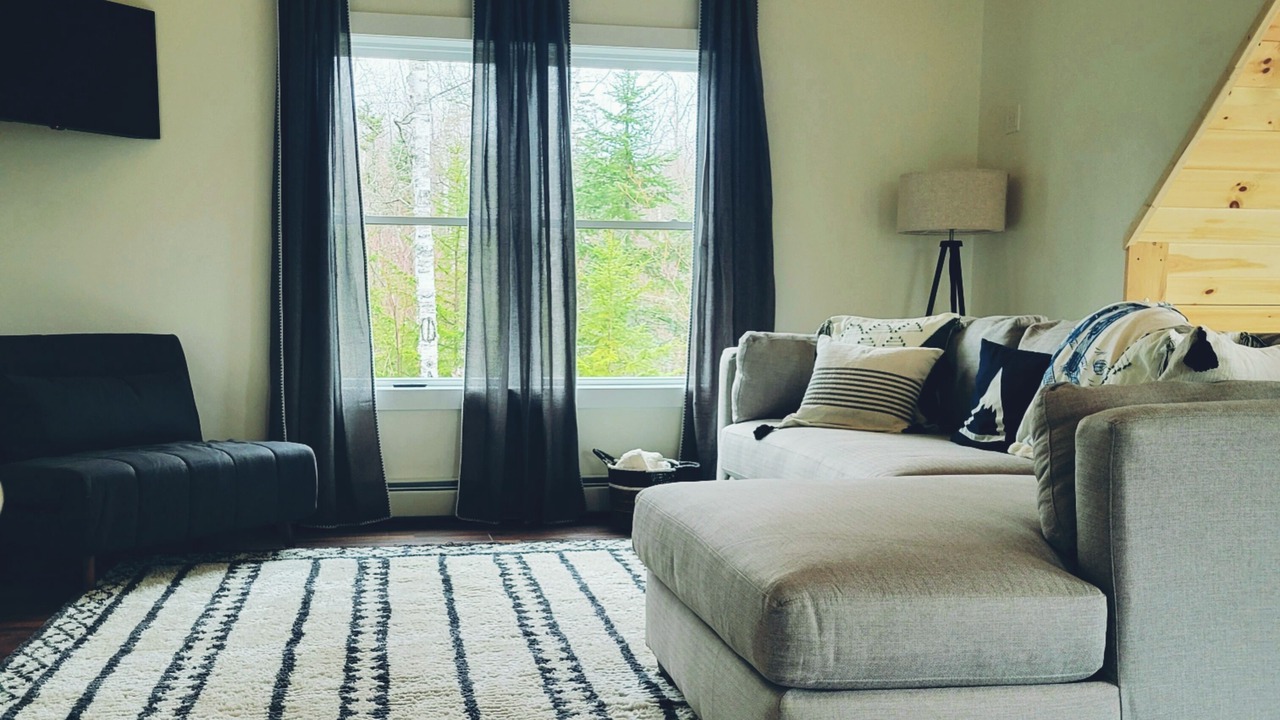 Photo of Livingroom in Carrabassett Valley