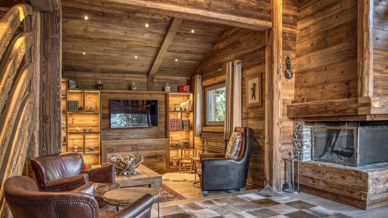 Photo of Livingroom in Demi-Quartier