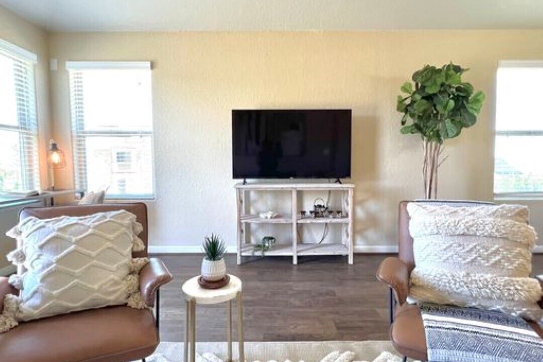 Photo of Livingroom in Medina Valley