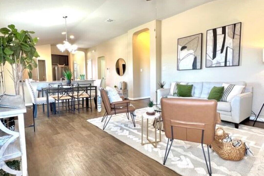 Photo of Livingroom in Medina Valley