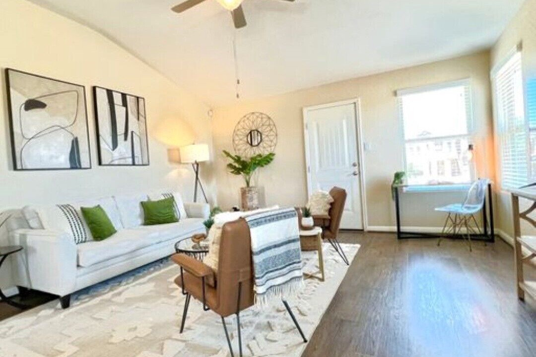 Photo of Livingroom in Medina Valley