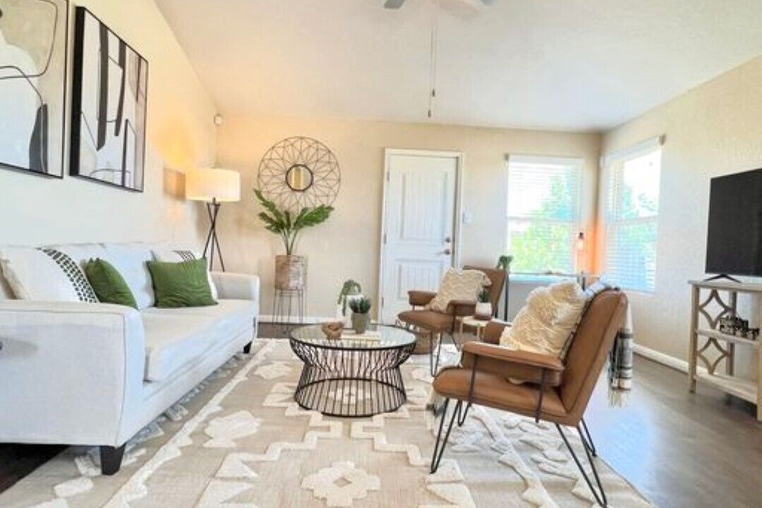 Photo of Livingroom in Medina Valley
