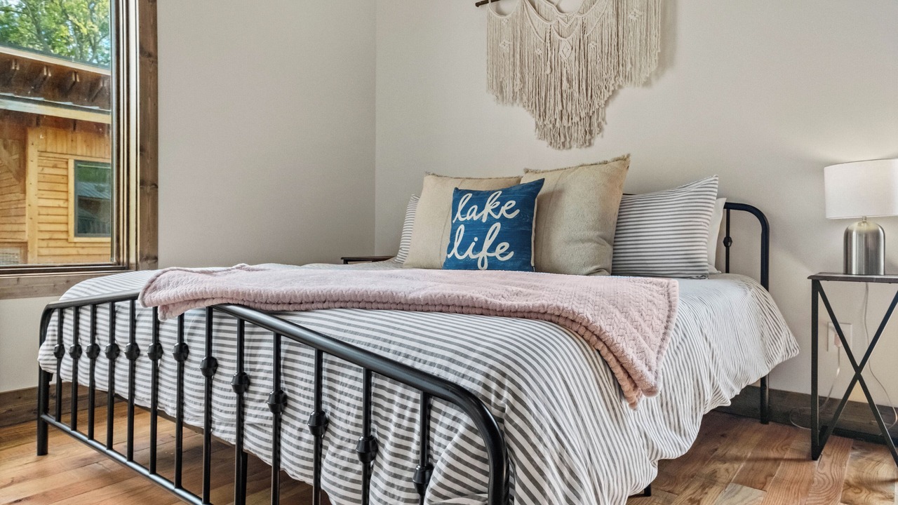 Photo of Bedroom in Afton