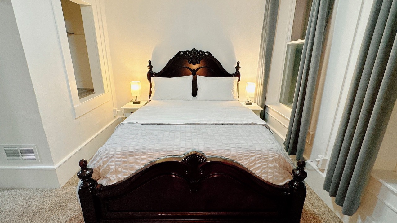 Photo of Bedroom in Downtown Dubuque