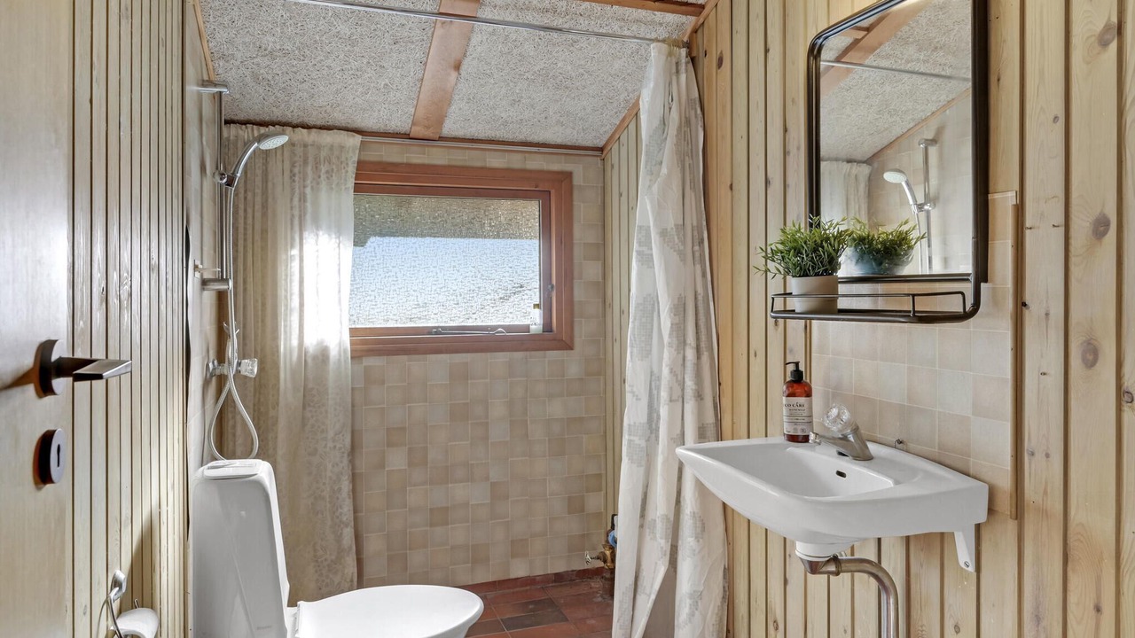 Photo of Bathroom in Rageleje