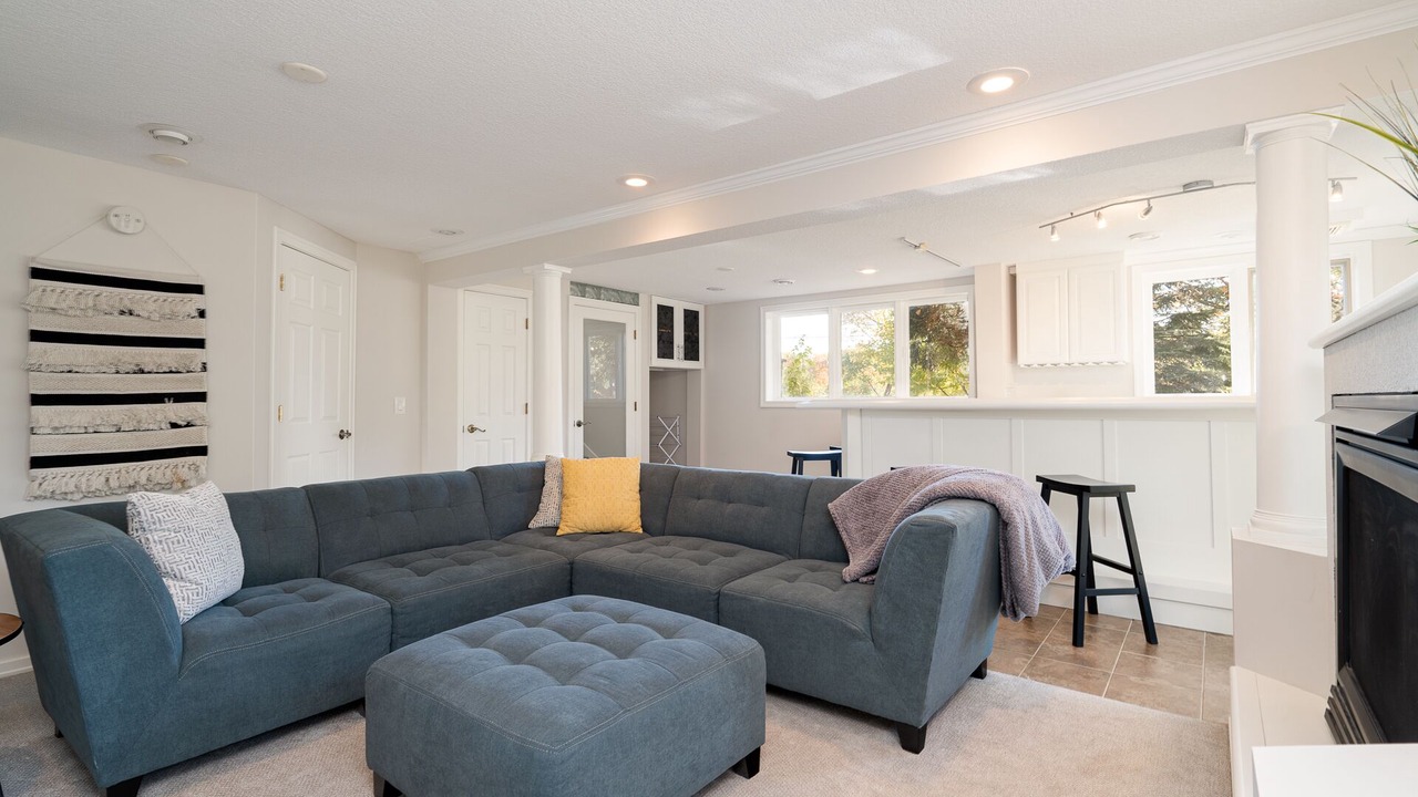 Photo of Livingroom in Mound
