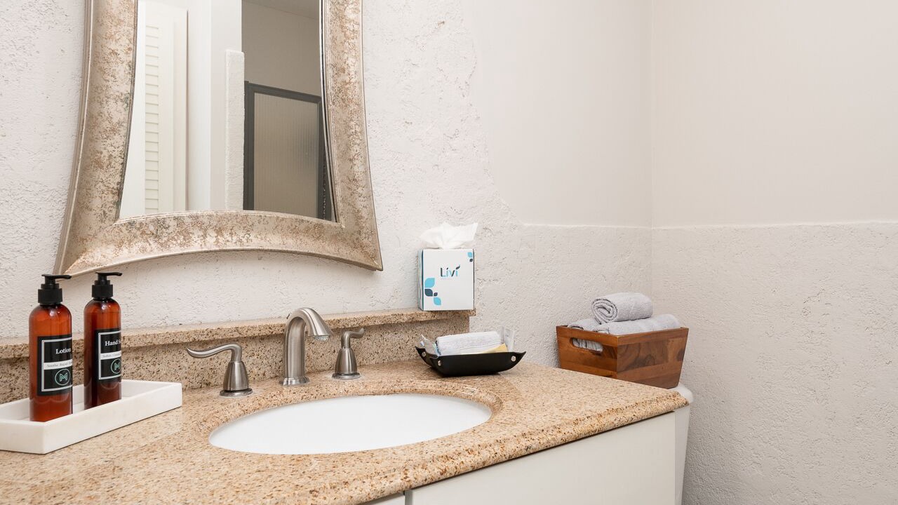 Photo of Bathroom in Mound