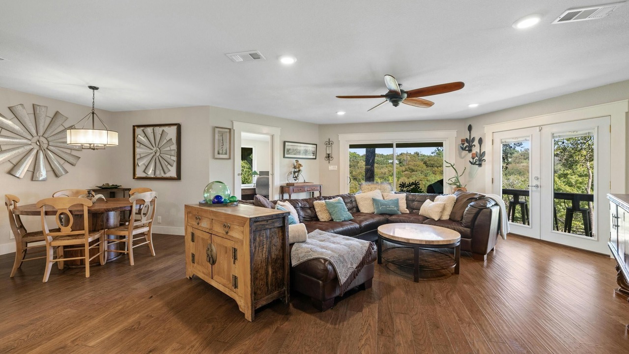 Photo of Livingroom in Georgetown