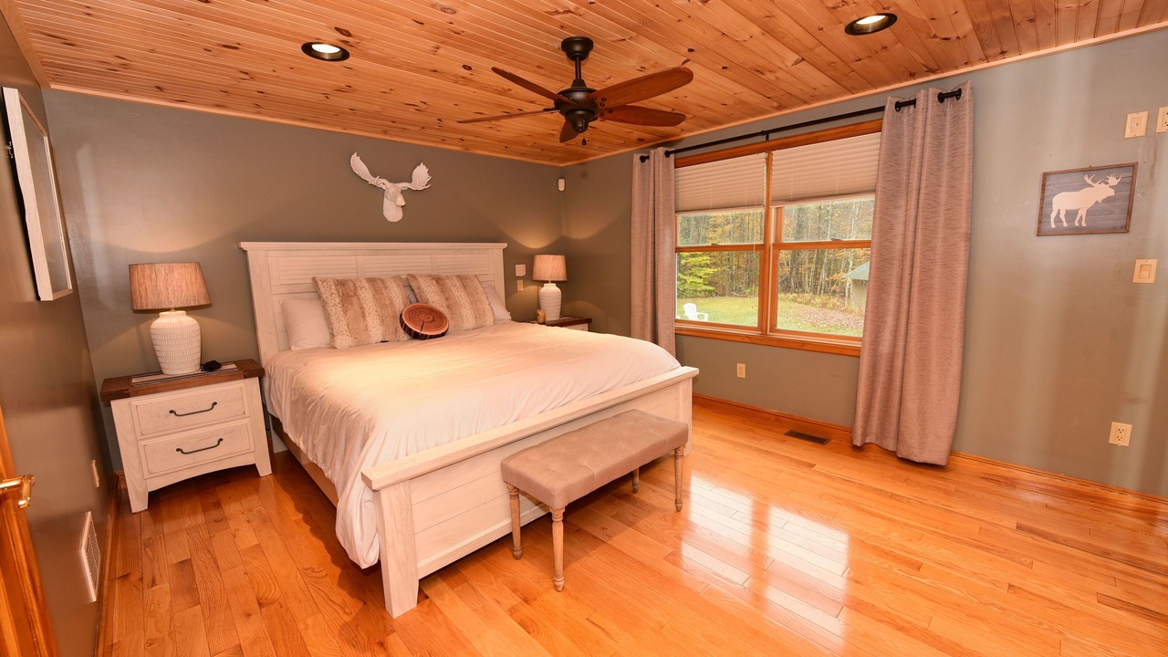 Photo of Bedroom in Silver Lake