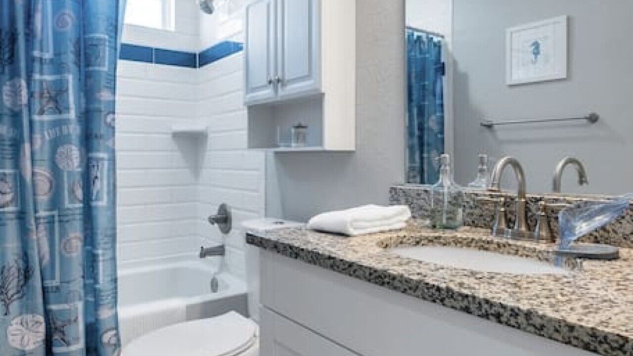 Photo of Bathroom in East Ocean View