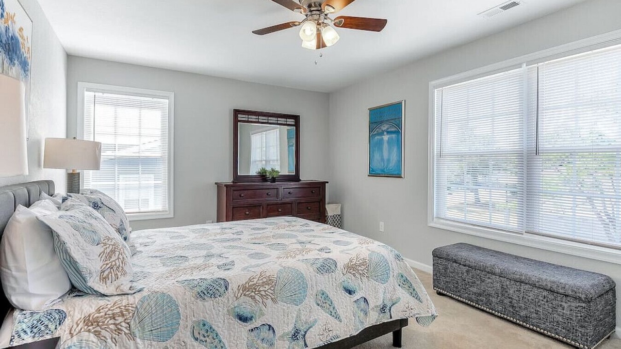 Photo of Bedroom in East Ocean View