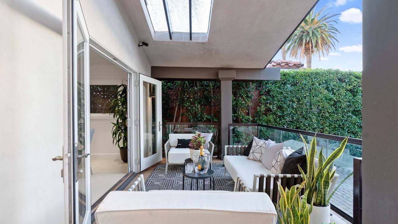 Photo of Patio Balcony in Beverly Grove