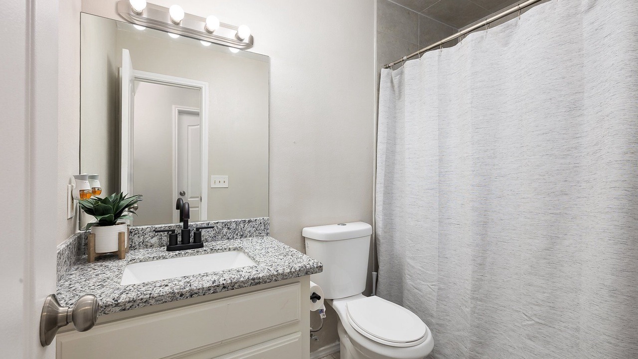 Photo of Bathroom in Mission