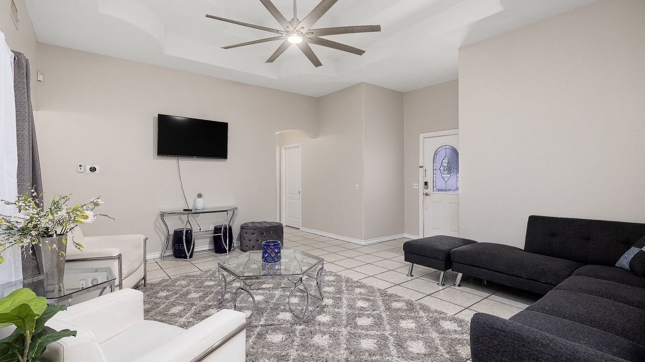 Photo of Livingroom in Mission