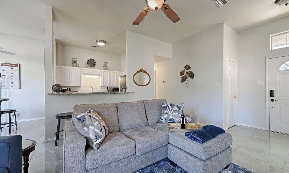 Photo of Livingroom in Azle