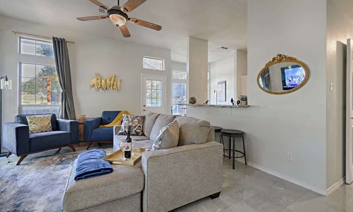 Photo of Livingroom in Azle