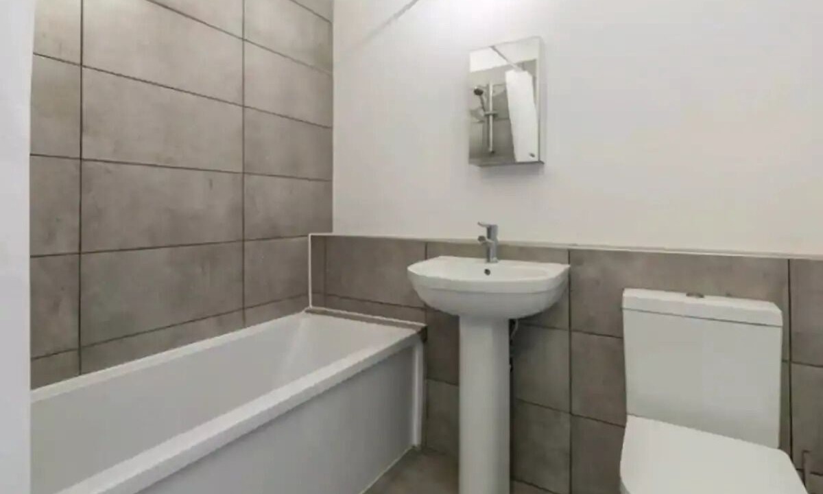 Photo of Bathroom in Newington