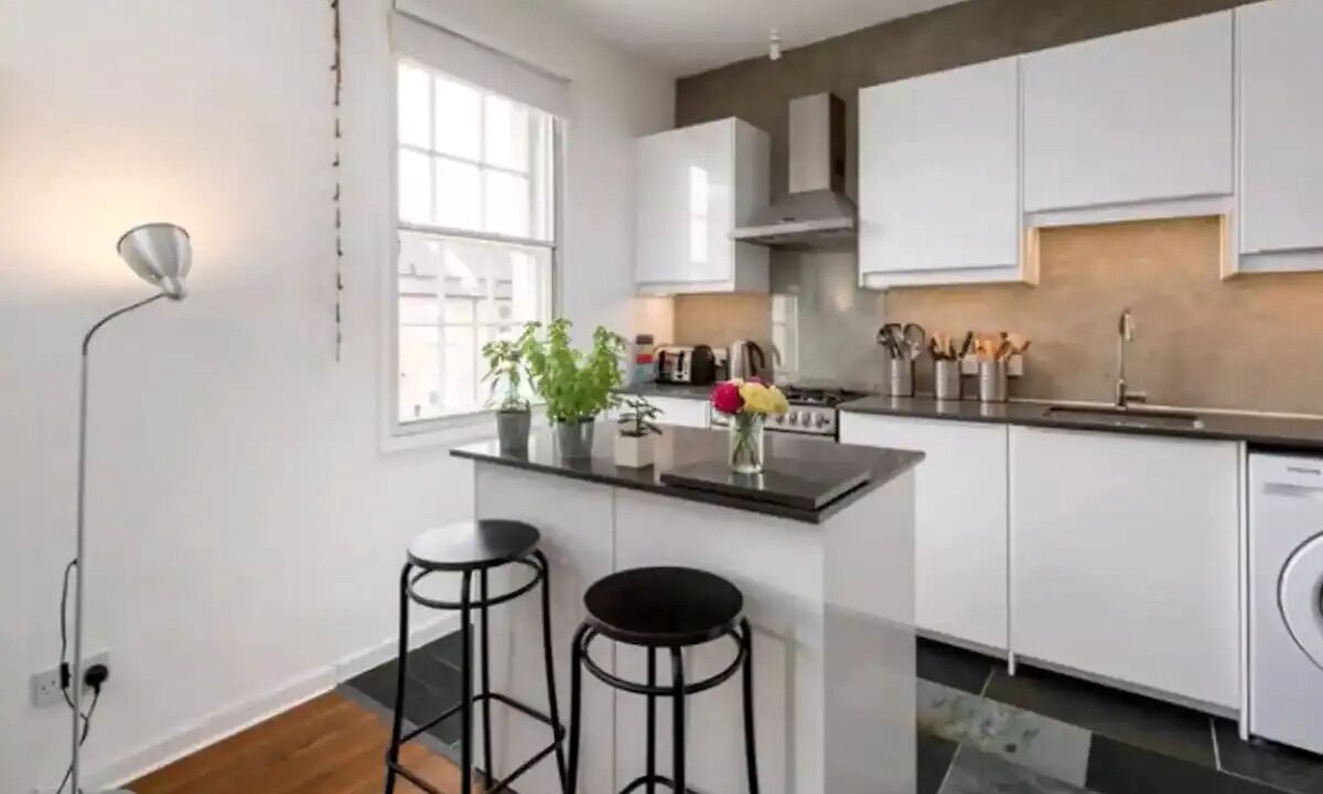 Photo of Kitchen in Newington