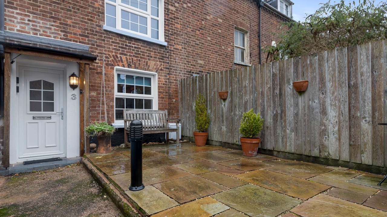 Photo of Outdoor in Exeter