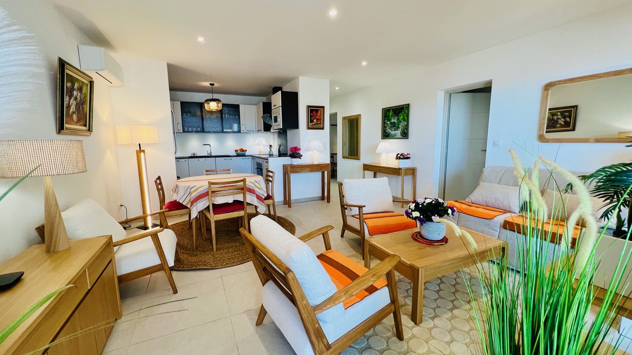 Photo of Livingroom in Le Grau-Du-Roi