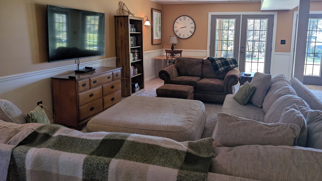 Photo of Bedroom in Peach Glen