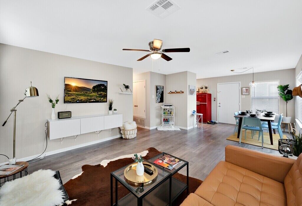 Photo of Livingroom in Waco