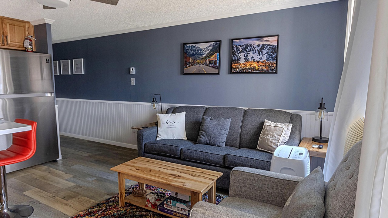Photo of Livingroom in Edray