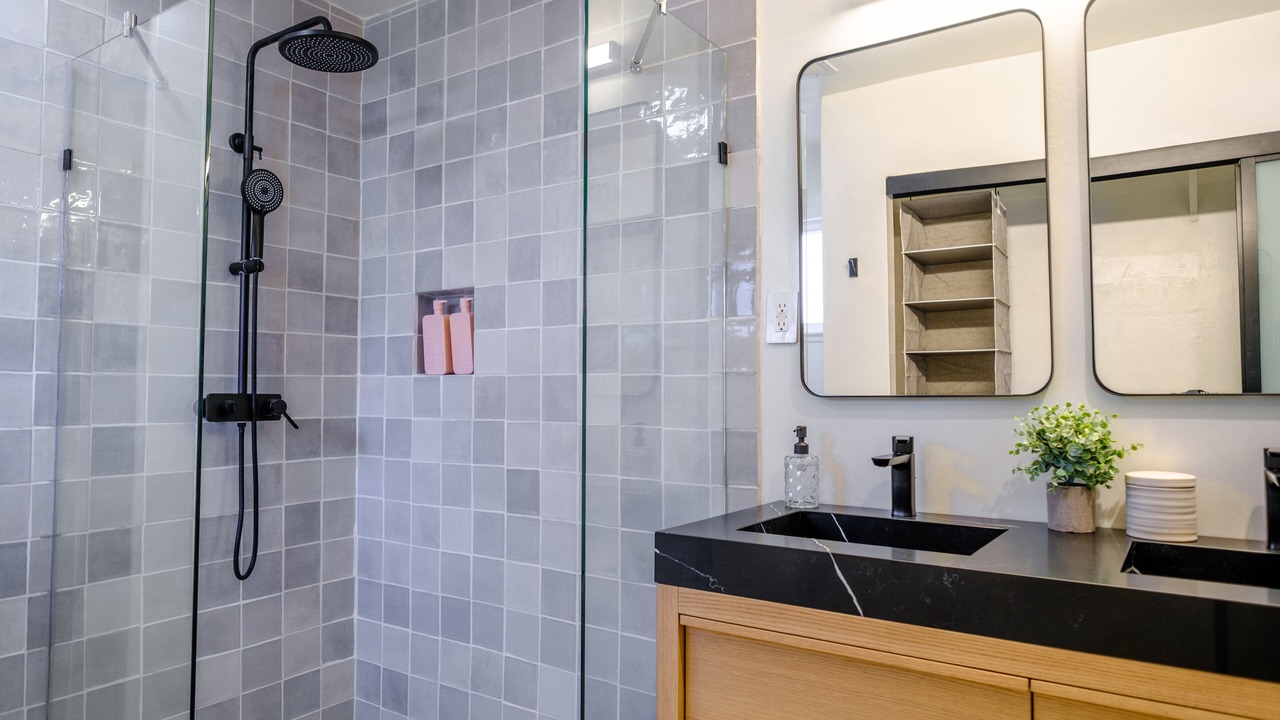 Photo of Bathroom in La Riviera