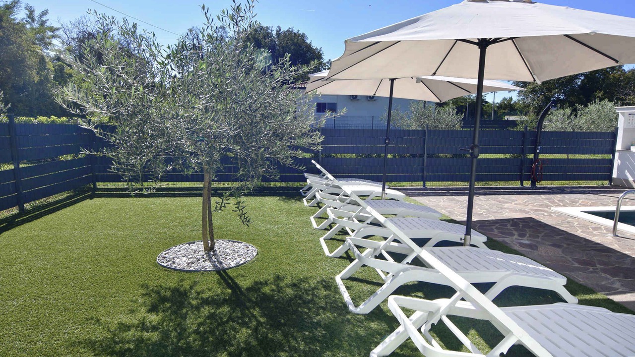 Photo of Patio Balcony in Radini
