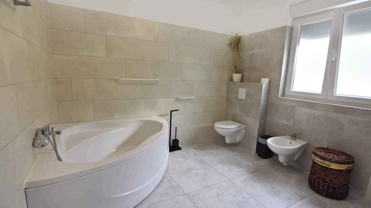 Photo of Bathroom in Radini
