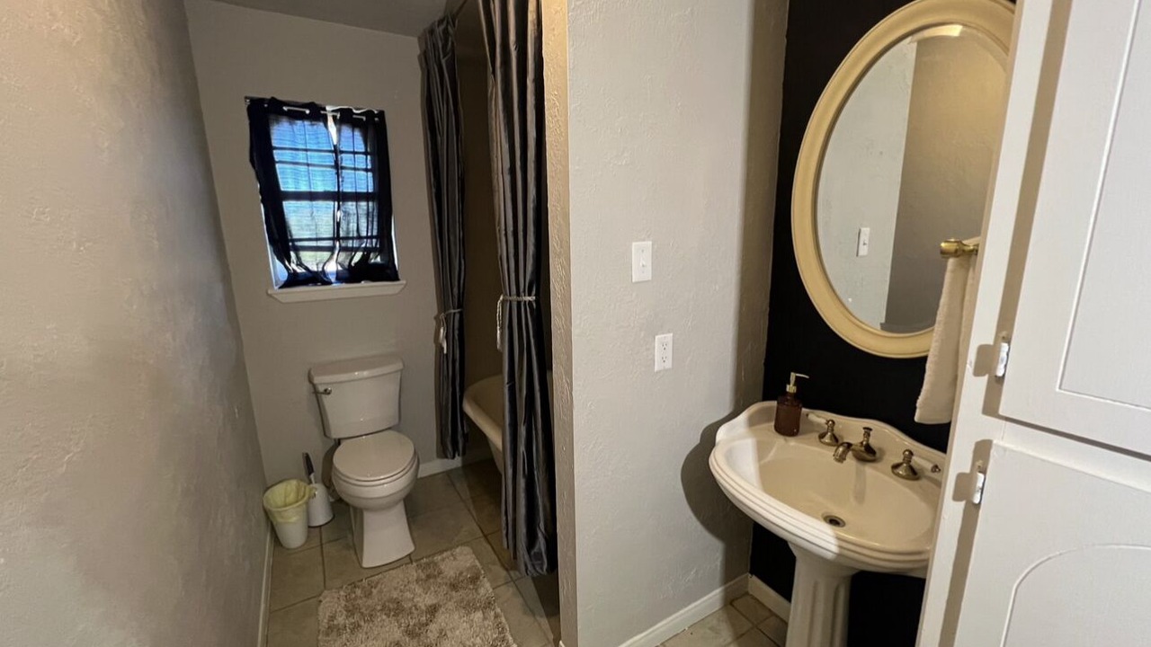 Photo of Bathroom in Myra