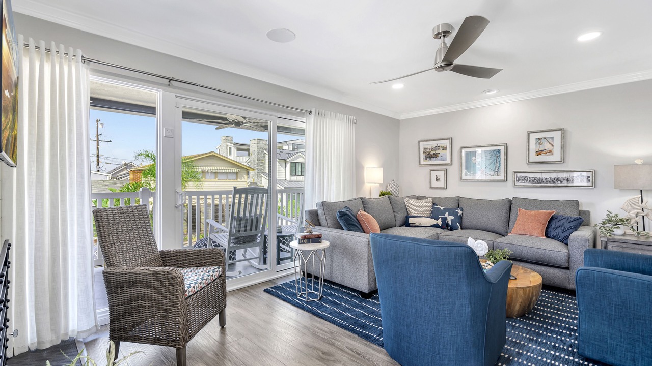 Photo of Livingroom in Balboa Island