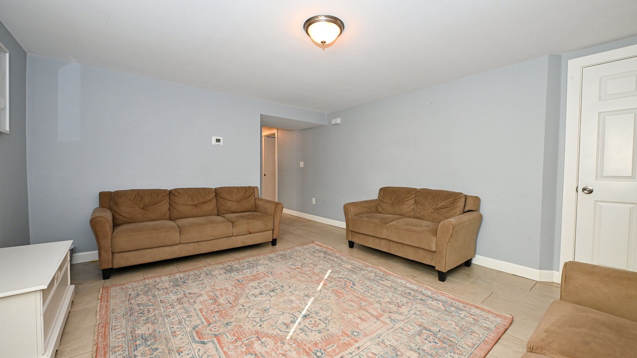 Photo of Livingroom in Revere