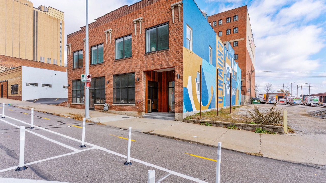 Photo of Outdoor in Crossroads Arts District