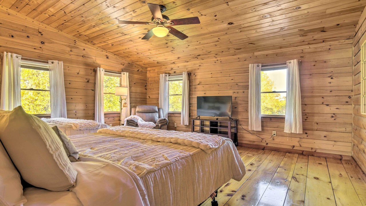 Photo of Bedroom in Mount Joy