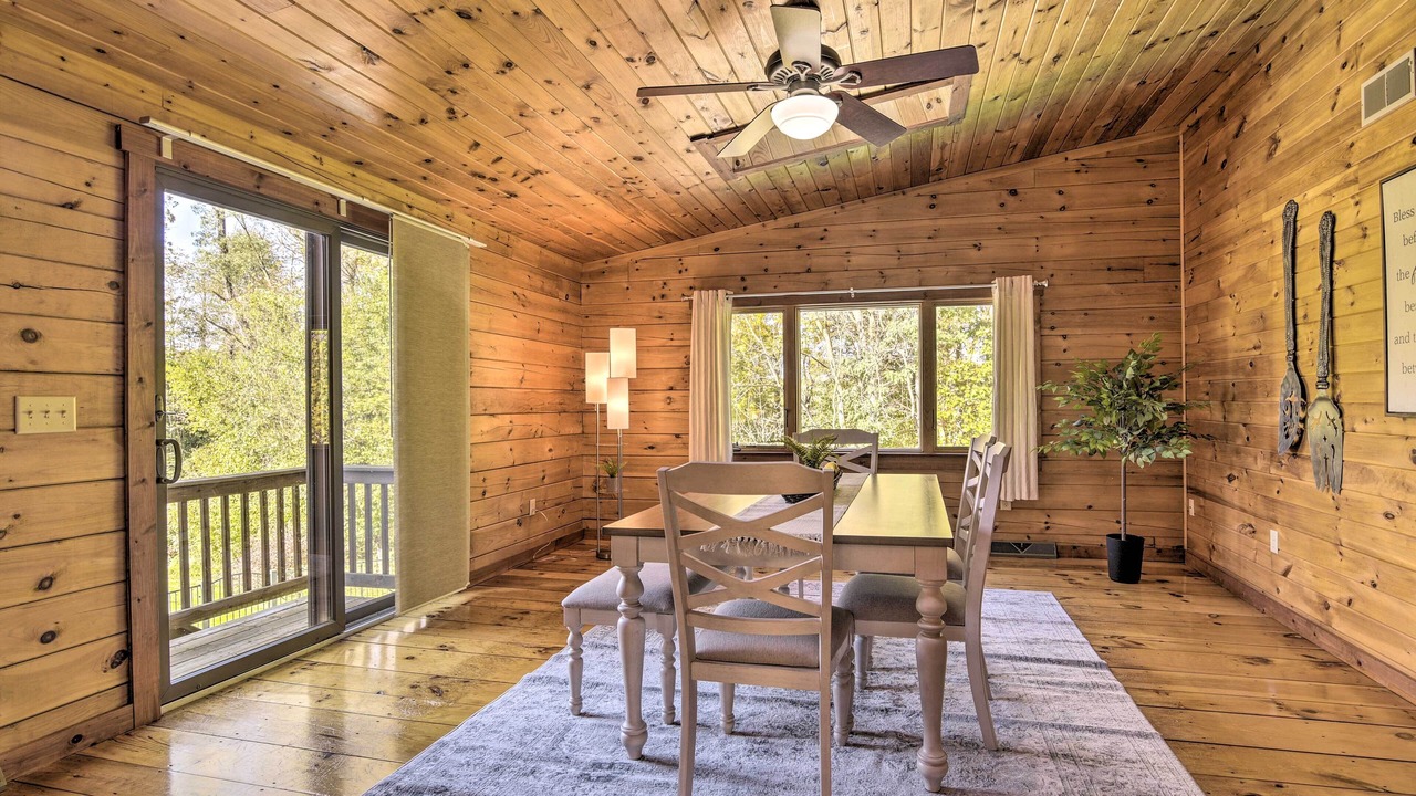Photo of Bedroom in Mount Joy