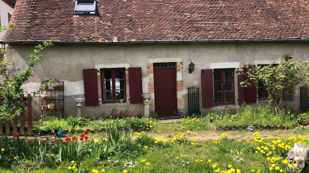 Photo of Outdoor in Le Veurdre