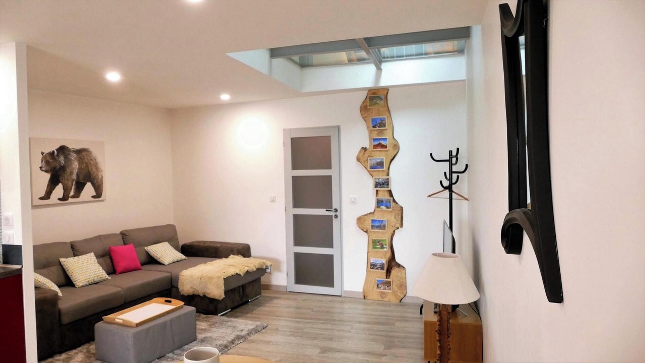 Photo of Livingroom in Guchan