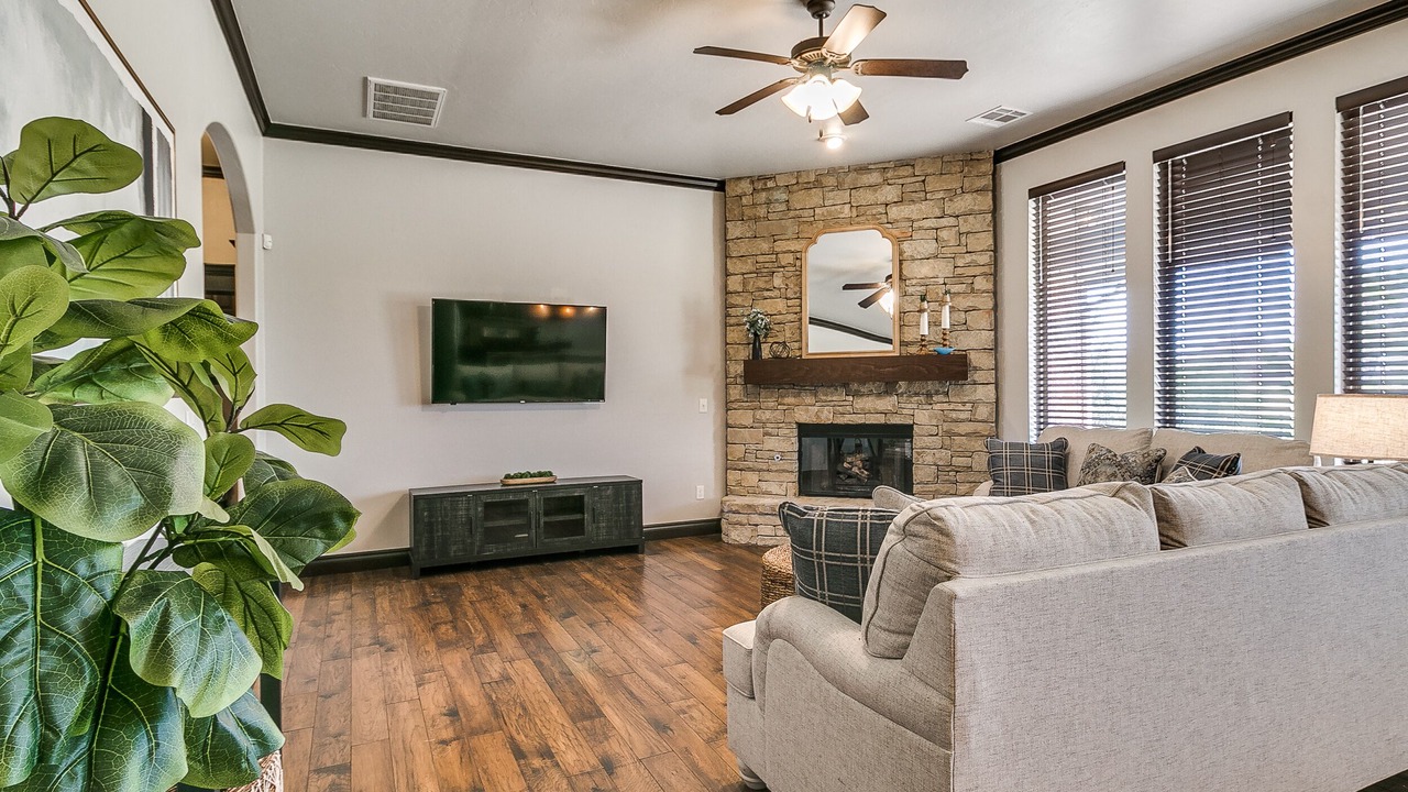 Photo of Livingroom in Edmond