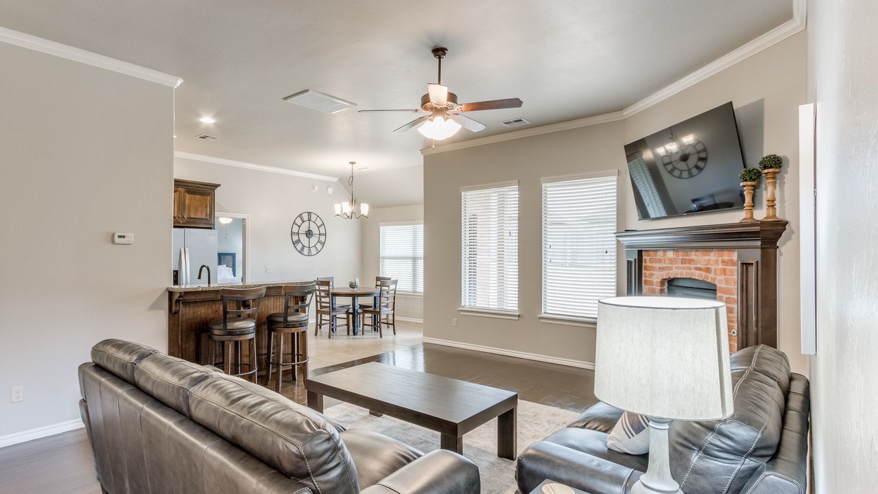 Photo of Livingroom in Yukon