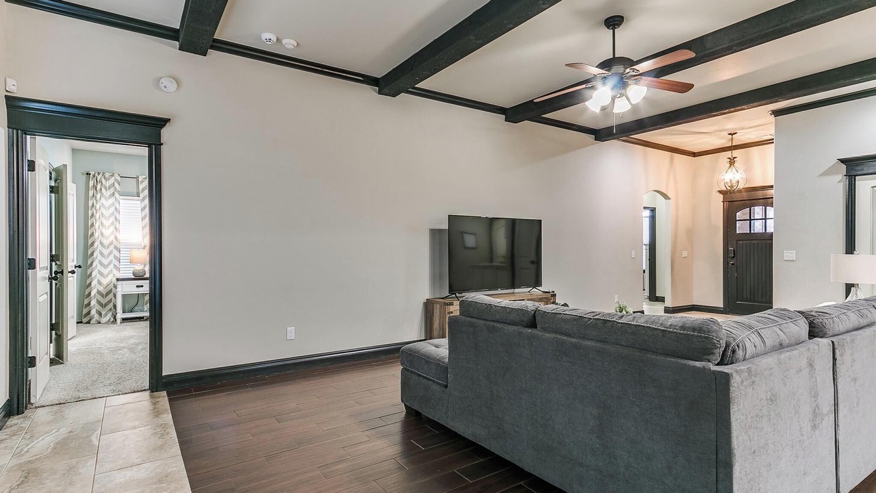 Photo of Livingroom in Edmond