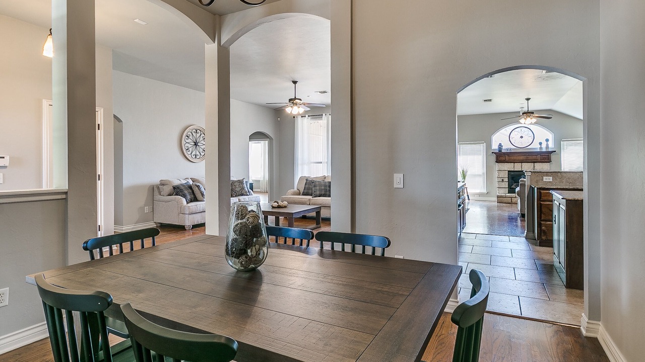 Photo of Livingroom in Edmond