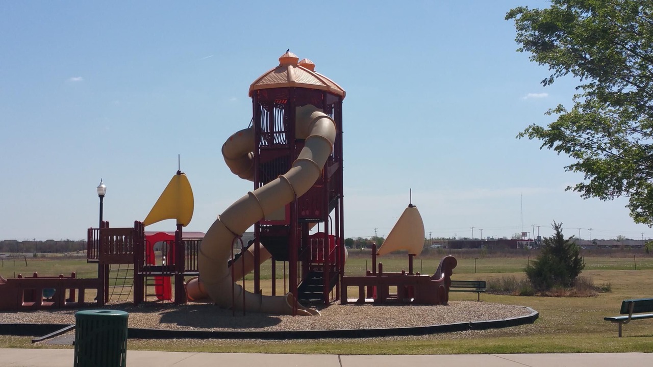 Photo of Others in Edmond