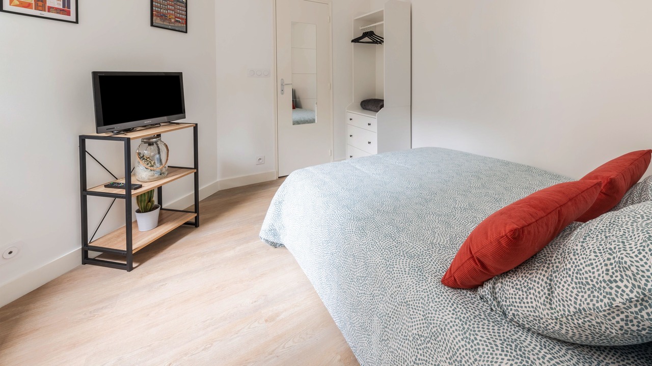 Photo of Bedroom in Saint-Helier
